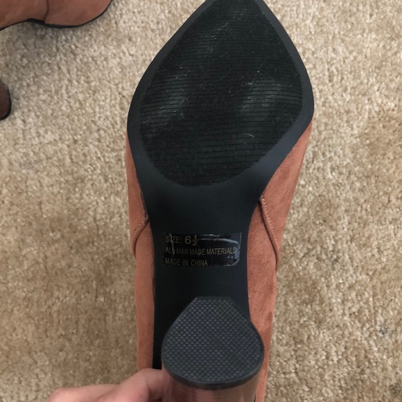 Brown Pointed Booties - Picture 3 of 3